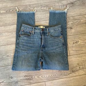 Madewell “the perfect vintage jean” skinny jeans with frayed bottom